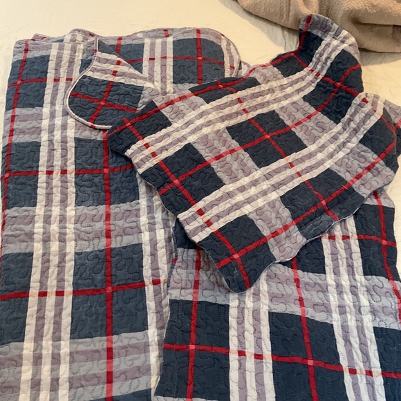 Bedding (double.  I used on queen) - Picture 1 of 4